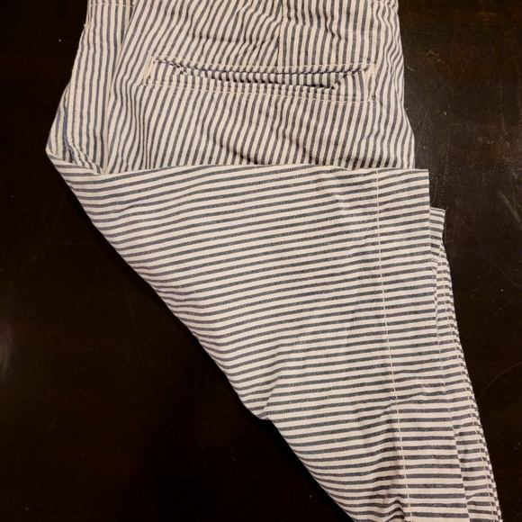 Abercrombie &Fitch Men's - Picture 5 of 6